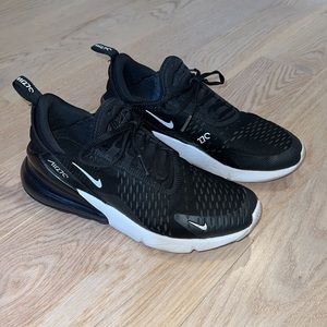 Nike Air Max 270